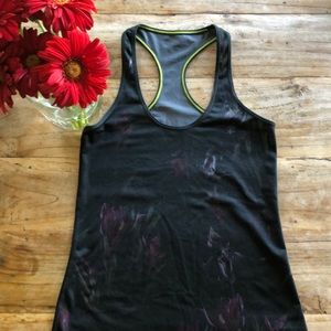 Lululemon women’s size 8 floral tank